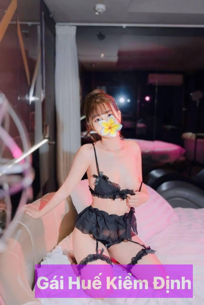 Linh Nhi-gái gọi huế, Teen Girl Xinh Ngoan Body Đẹp Quyến Rũ Và Gợi Tình