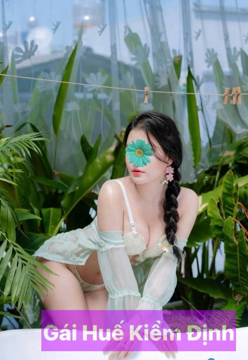 Bảo Nhi – Gái Gọi Xinh Đẹp TP Huế, Đáng Yêu Body Nhỏ Nhắn Mượt Mà