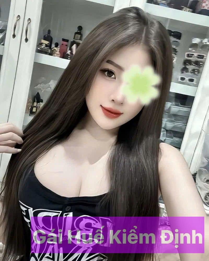 Khánh Linh – Hàng Cao Cấp Teen Xinh Đẹp Quyến Rũ