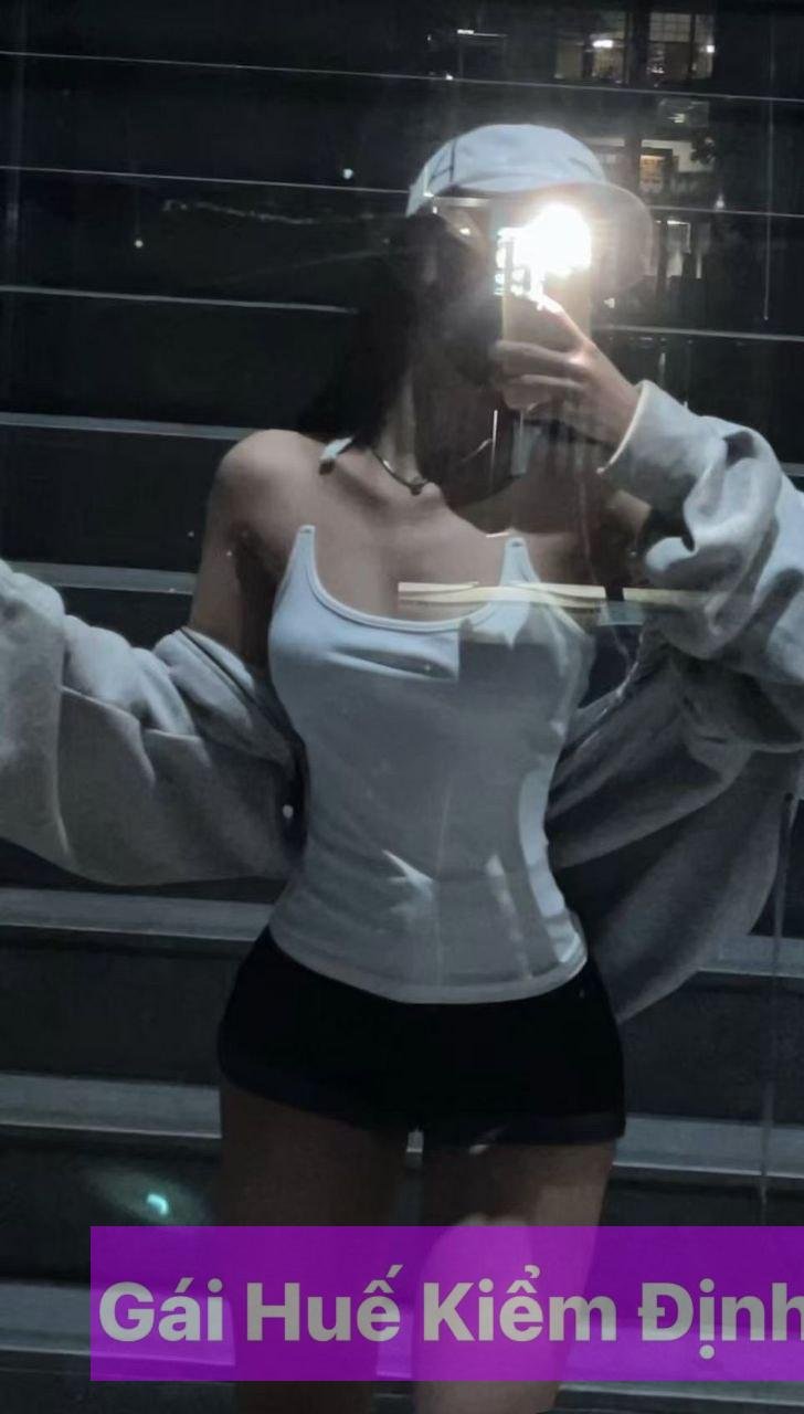 Lan Anh 2k3 – Hot Girl Xinh, Body Đẹp Từng Centimet